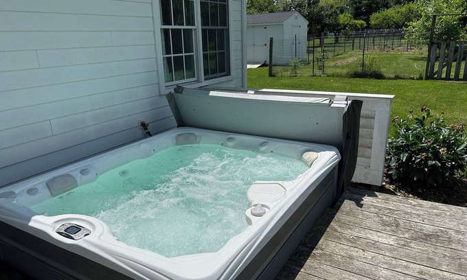 Crozet House | Heated Pool, Hot Tub, panoramic mountain views, near Vineyards + UVA