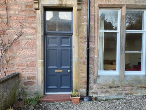 Inverness House | Heather House, beautiful family home, sleeps 8