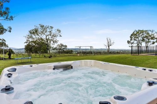 Allandale House | Heavenly Hideaway at Lovedale with Private Pool and Spa