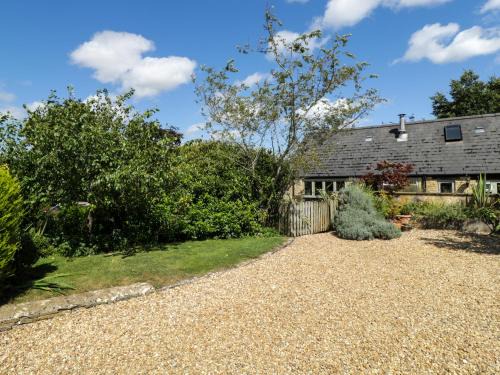 Moreton-in-Marsh House | Henmarsh Cottage