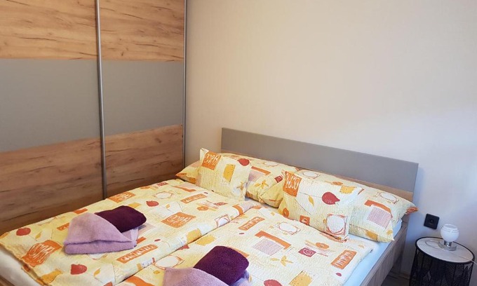 Zalakaros Apartment | Henrietta Apartmanház