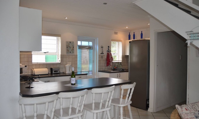 Vermont Cottage | Hermanus Beach Cottage 2