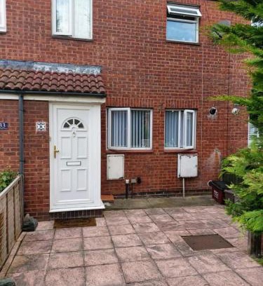 Thamesmead Apartment | Heronsgate GH008