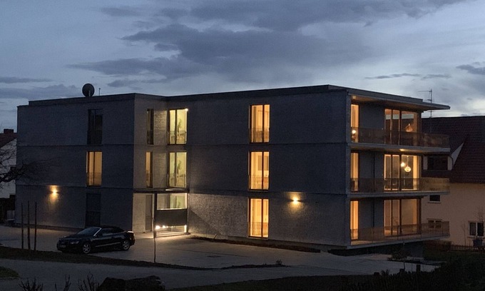 Stetten Apartment | Herzlich Willkommen im Lichtdurchfluteten Barrierefreien Apartment Maulbeere