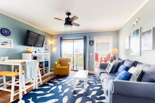 Folly Field Apartment | HH Beach & Tennis B127