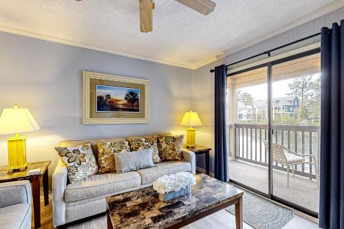 Folly Field Apartment | HH Beach & Tennis 10A