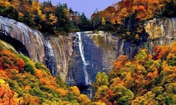 Chimney Rock Hotel | Hickory Falls Inn