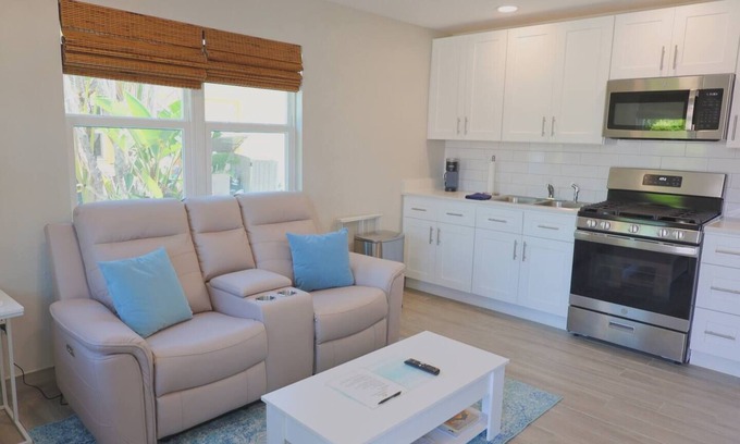 New Smyrna Beach House | Hidden Beach Bungalow - Walking distance to the beach, shops and great food!