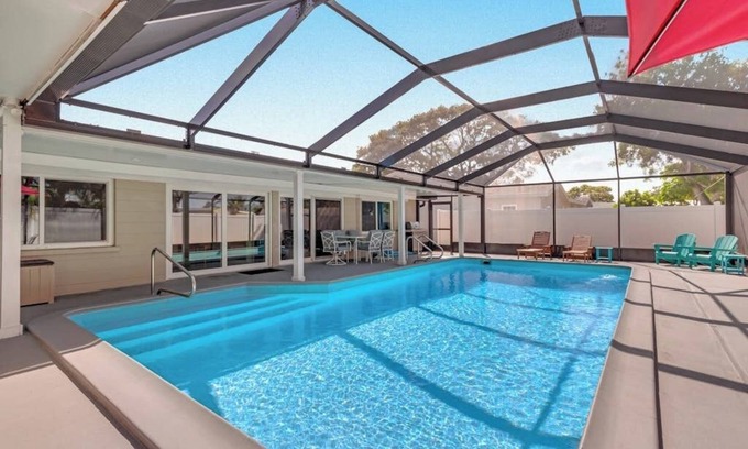Bayshore Gardens House | Hidden Gem ~ 4 Beds 3 Baths Ultimate Family Vacation! 5 mins from Sarasota Inter