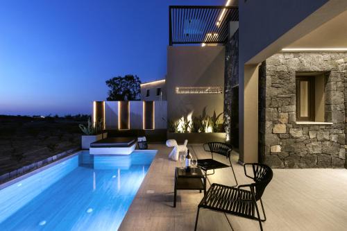 Vothon Hotel | Hidden Hills