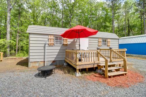 Higden Apartment | Higden Studio Cottage Less Than 1 Mi to Greers Ferry Lake