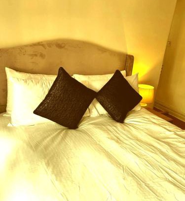 Bury House | High class accommodation