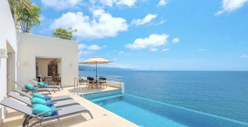 South Shore Hotel Area Villa | High End Modern Balb Villa in Conchas chinas