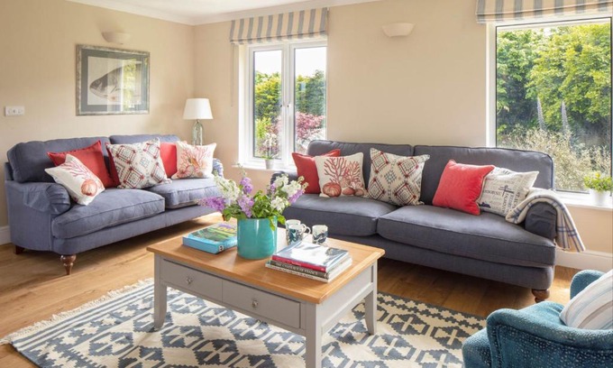 St. Mawes House | High Meadows