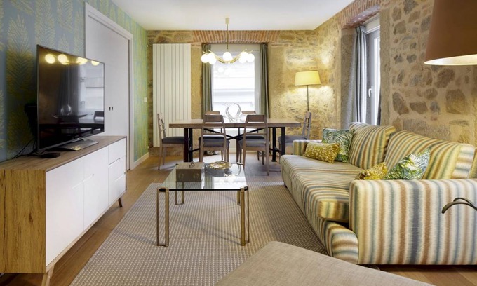 Old Town Apartment | Hika Mika by FeelFree Rentals
