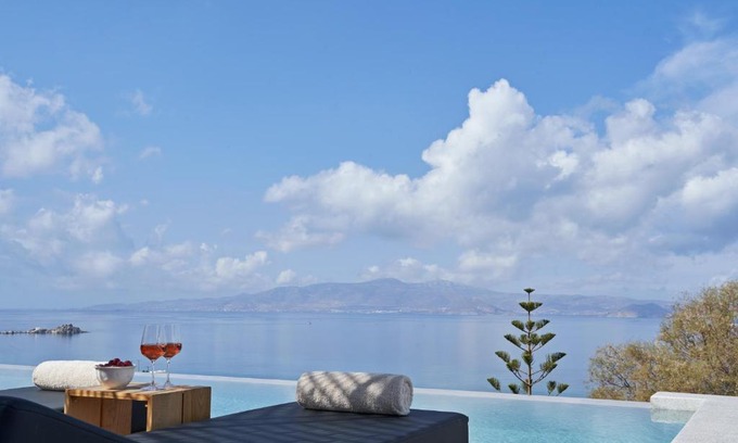 Maragas Villa | Hill Club Naxos
