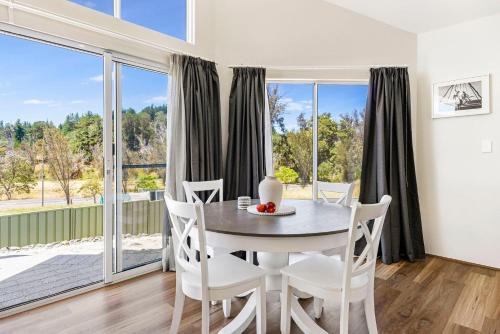 Nannup House | Hill View Cottages - Sail B