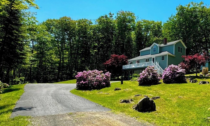 Rockport House | Hillhouse, tastefully decorated Maine home, close to downtown