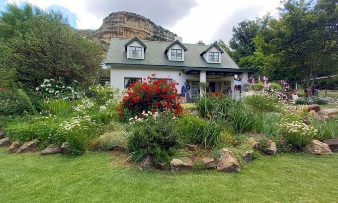 Clarens Apartment | Hillside Cottage