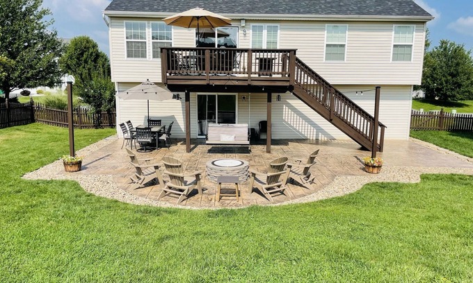 Chambersburg Apartment | Hillside Orchard Hideaway