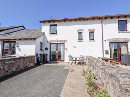 Llysfaen House | Hillview
