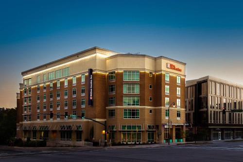 Downtown Asheville Hotel | Hilton Garden Inn Asheville Downtown