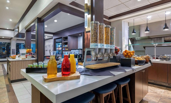 Southwest Ada County Alliance Hotel | Hilton Garden Inn Boise Spectrum