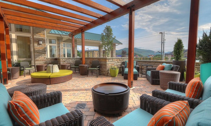 Pigeon Forge Hotel | Hilton Garden Inn Pigeon Forge