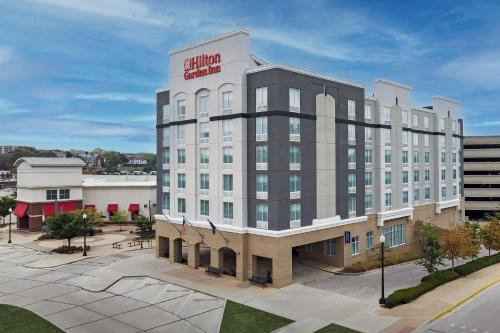 West Lafayette Hotel | Hilton Garden Inn West Lafayette Wabash Landing