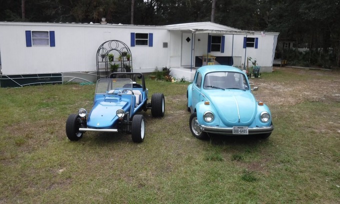 Homosassa House | Hippie Head Hotel sweet Homosassa skies are blue Pets stay free too!