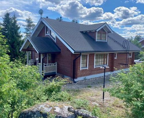 Koli National Park Villa | Hirsihuvila Kolilla, Villa Lumme