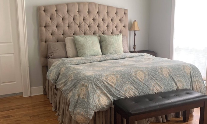 Kyle House | Historic 1904 Home w/Granite Kitchen, Fireplace, Treehouse! Near ATX/San Antonio