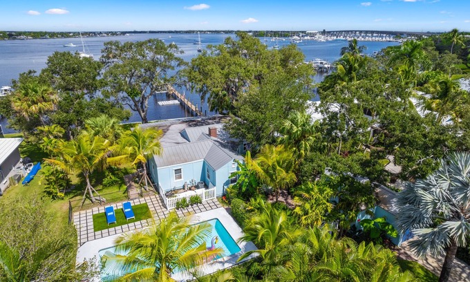 Stuart House | Historic 1935 home directly on the River! 167' New Dock, Walk to Downtown, Pool