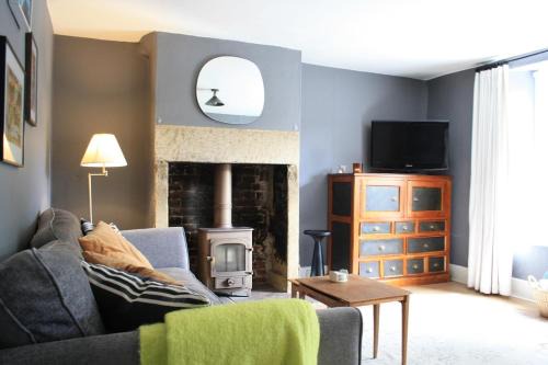 Belper House | Historic 2 bed Joseph's Cottage, Belper