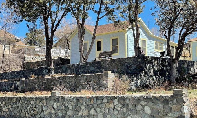 Prescott Cottage | Historic Cortez Cottage