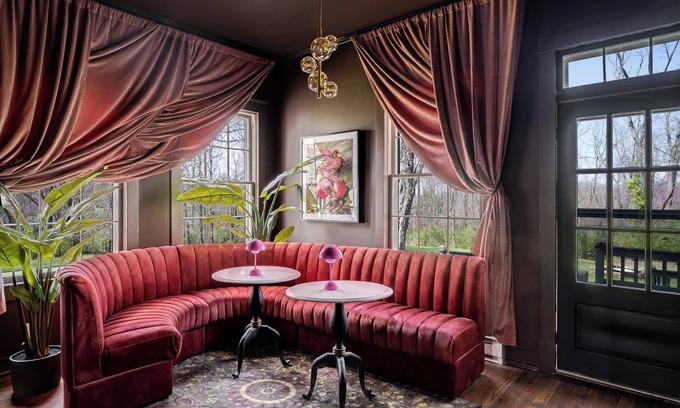 Eastwood House | Historic Louisville Estate | Luxe & Spacious Stay