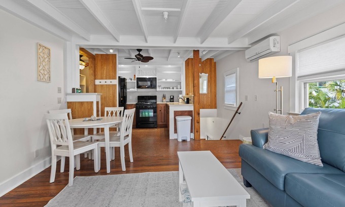 Fort Pierce Apartment | Historic & Stylish 1-Bedroom Apartment in the Heart of Downtown Fort Pierce
