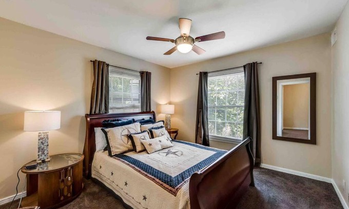 Lakewood House | HistoricTownhome+Close2White Rock Lake+3Queen Beds