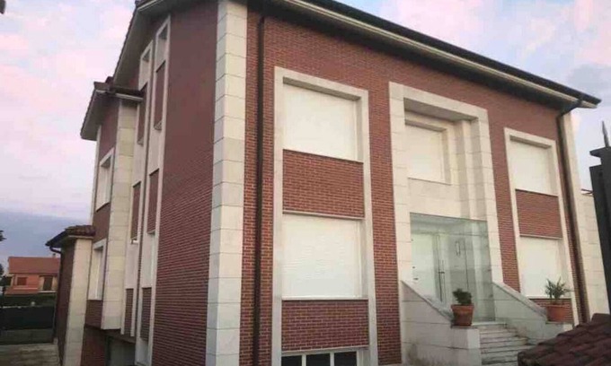 Santo Domingo de la Calzada House | HOUSE WITH POOL IN A UNIQUE BODEGAS ENVIRONMENT