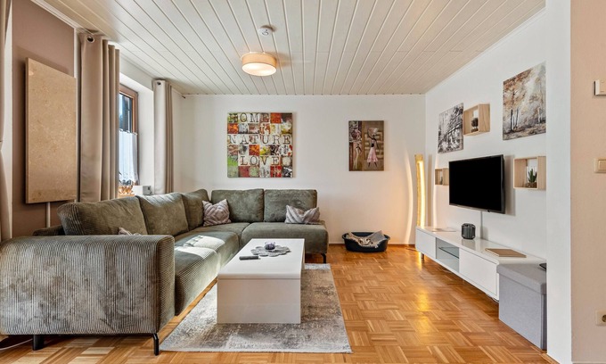 Falkenstein Apartment | Holiday Apartment 'Fewo mit Terrasse - Dogs Welcome' with Mountain View, Terrace and Wi-Fi