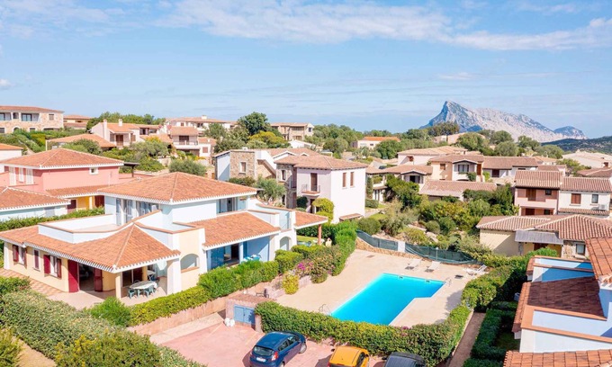 Monte Petrosu Apartment | Holiday apartment mit Pool
