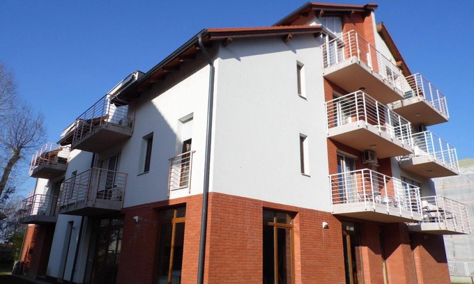 Siofok Aranypart Apartment | Holiday apartment Siófok for 1 - 4 persons with 1 bedroom - Row house