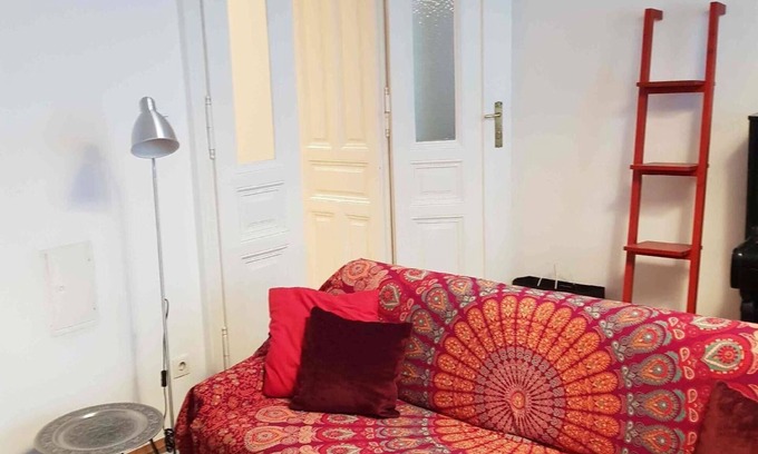 Himmelpfortgrund Apartment | Holiday apartment Vienna for 1 - 10 persons with 4 bedrooms - Holiday apartment in one or multi-fami