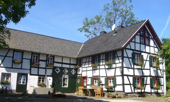 Hellenthal House | Holiday Cremer for up to 5 people - Holiday Cremer