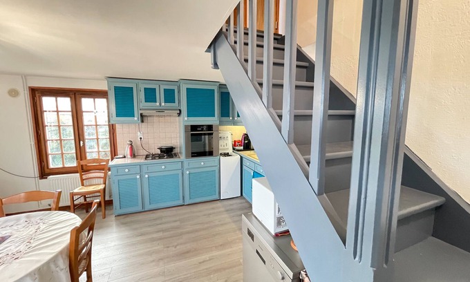L'Echardiere House | Holiday Home 'La Chanoute' with Private Terrace, Private Garden and Wi-Fi