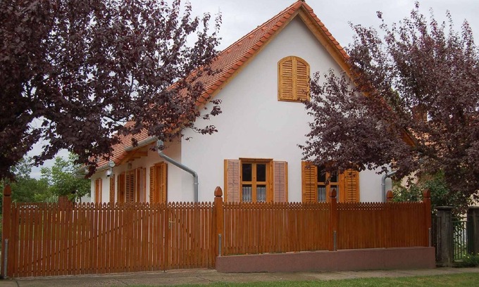 Balatonbereny House | Holiday home 200m from the beach