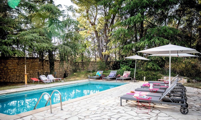 Carpentras House | Holiday Home 'Beau Domaine 45 Couchages' with Private Pool, Private Terrace and Wi-Fi