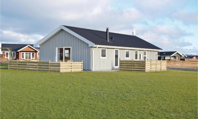 Harboore House | Holiday Home Bjergehusvej