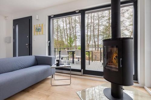 Wiselka House | Holiday Home by Lake Wise ka, Near Baltic Beach, cleaning included