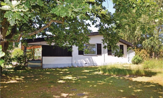 Solrod Strand House | Holiday Home Ellevej